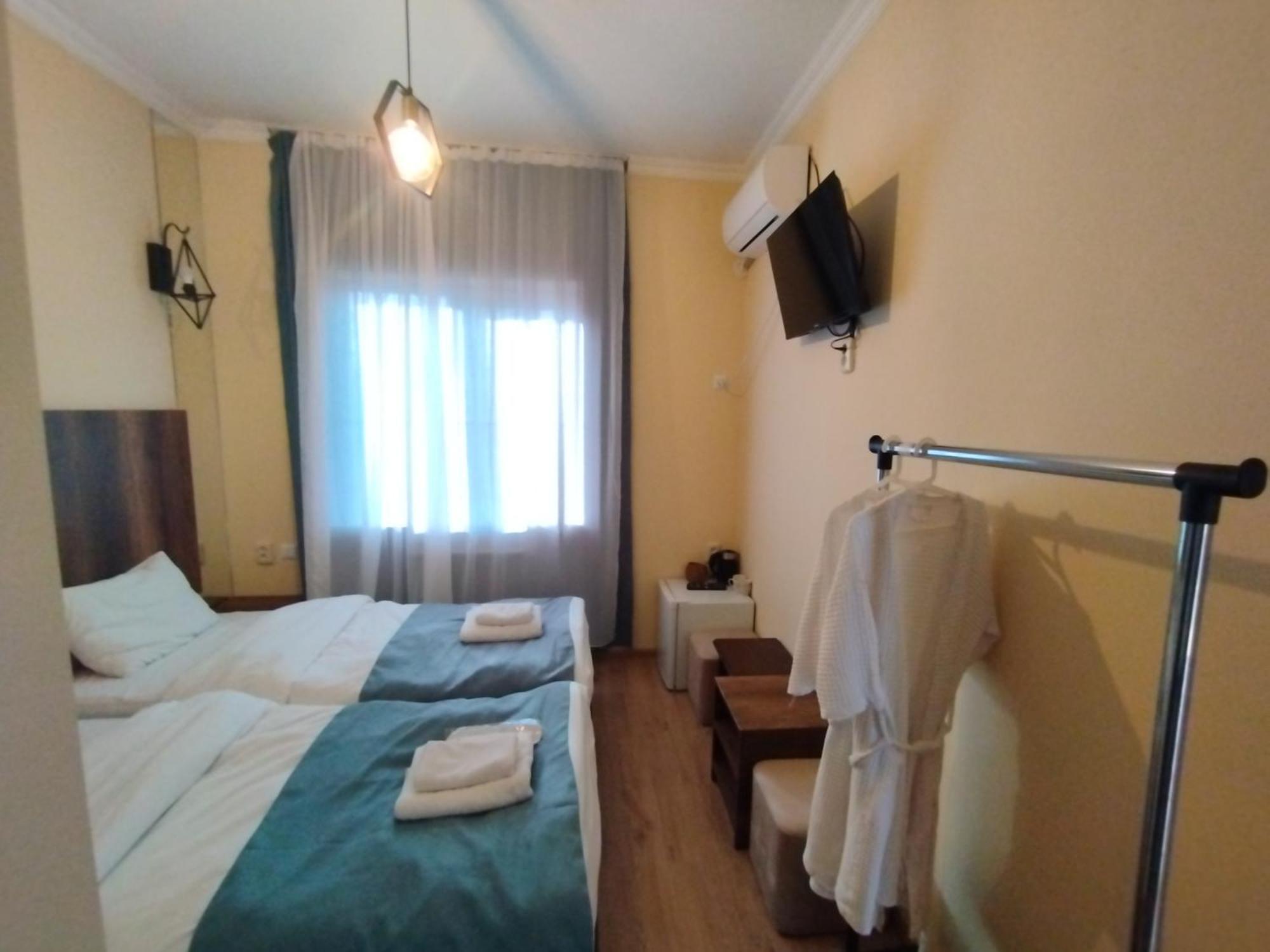 David Hotel Kutaisi Esterno foto