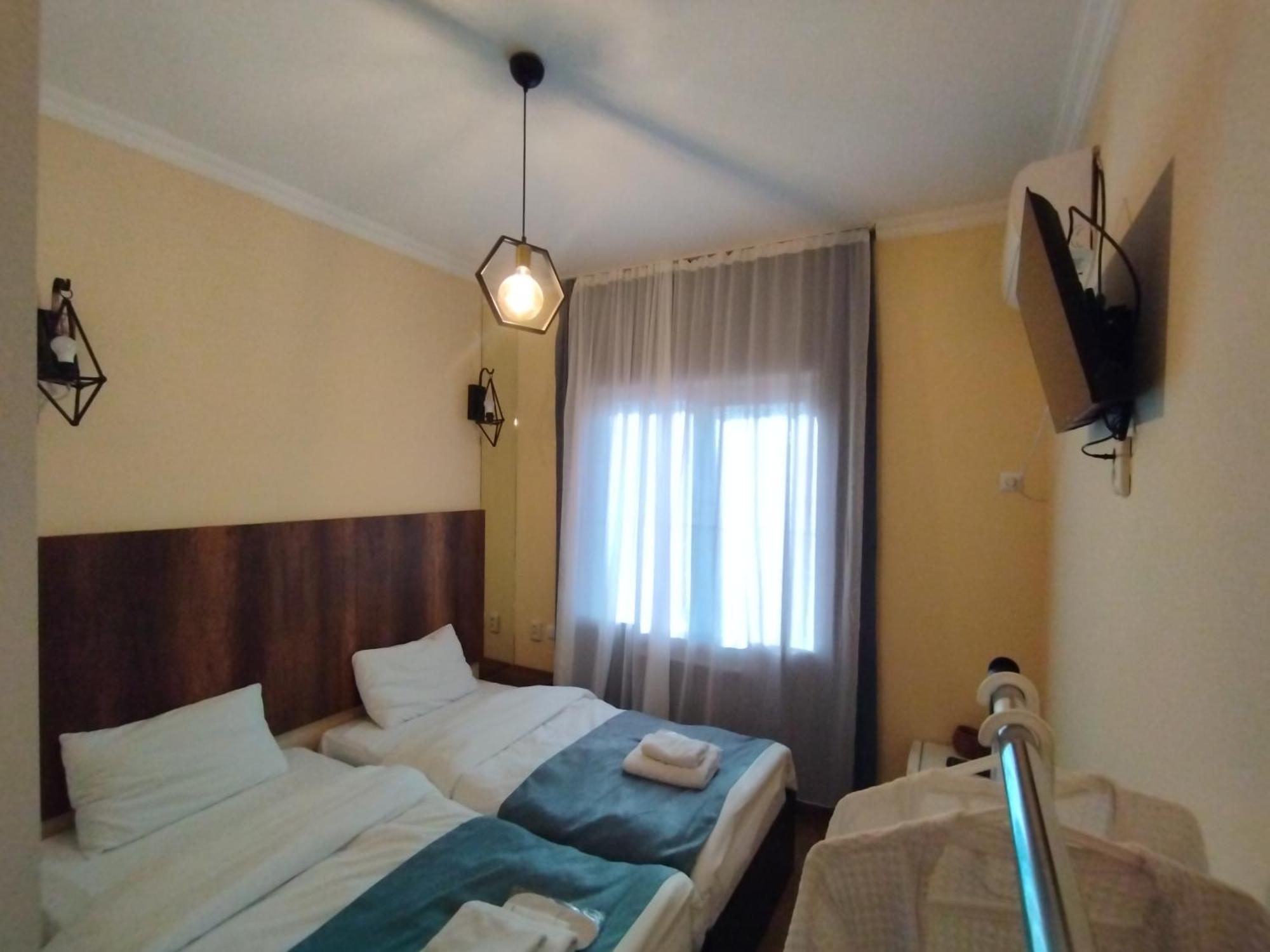 David Hotel Kutaisi Esterno foto