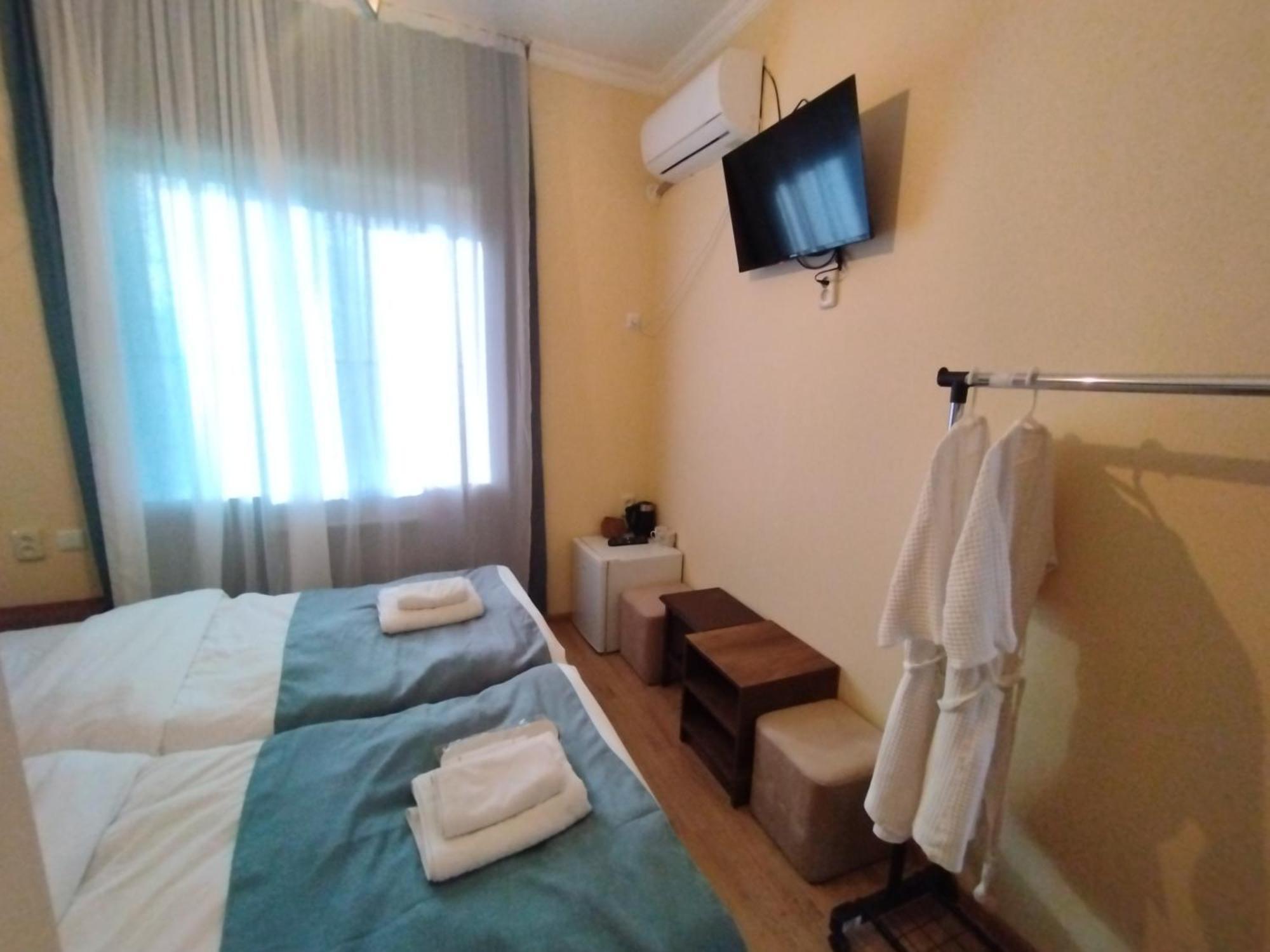 David Hotel Kutaisi Esterno foto